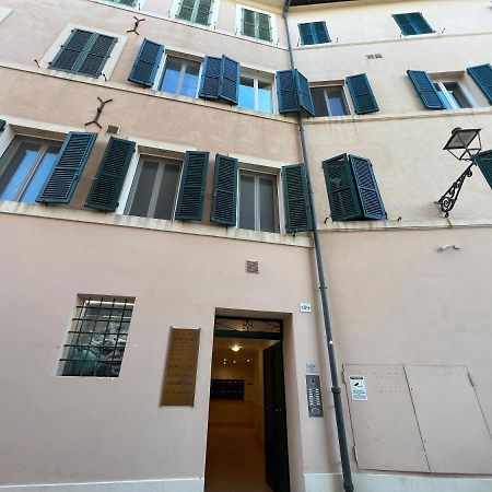 Effealatapartments - Appartamento Del Duca เซนีกัลเลีย ภายนอก รูปภาพ